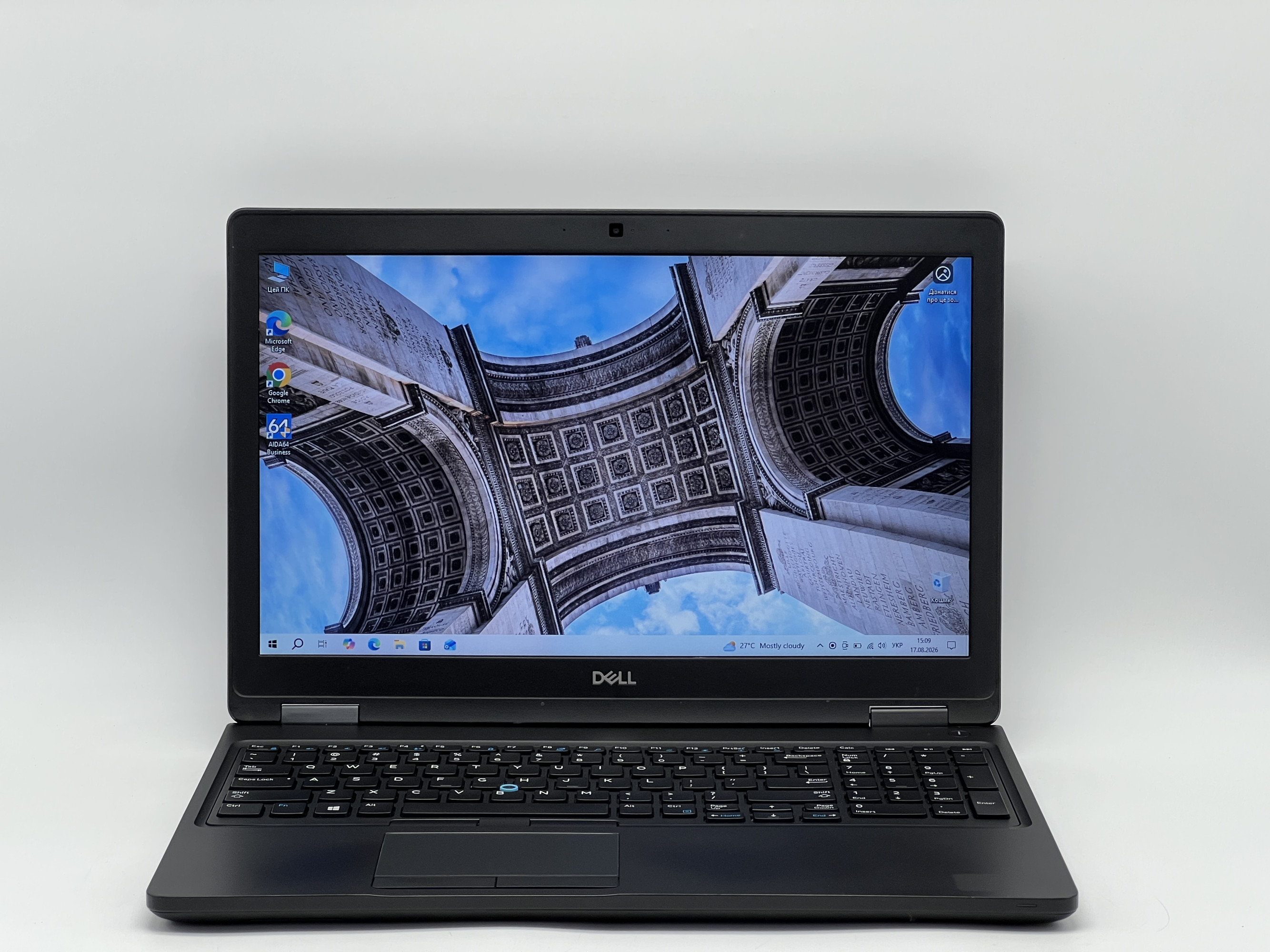 Ноутбук Dell Latitude 5590, i5-7300U, 8 GB, 120 GB, Intel HD Graphics 620, 1366x768, TN [SH26061038] БУ